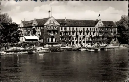 Ak Konstanz am Bodensee, Insel-Hotel, Bodensee, Garten, Wasser, Menschen