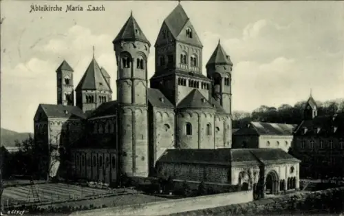 Ak Maria Laach Glees in der Eifel, Abteikirche   Architektur, 