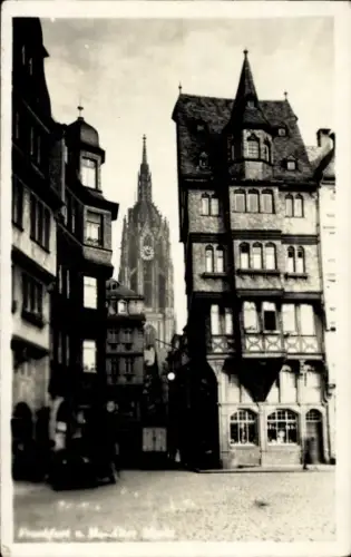 Ak Frankfurt am Main, Schwarz-Weiß-Bild, Altstadt, Uhrturm,  Gebäude