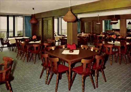 Ak Sasbachwalden im Schwarzwald, Restaurant mit Tischen und Stühlen, Blumen auf den Tischen, groß