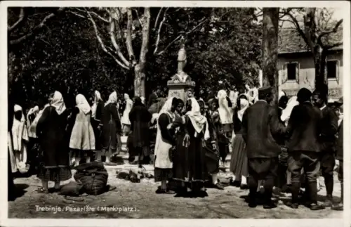 Ak Trebinje Bosnien Herzegowina, Marktplatz, Anwohner