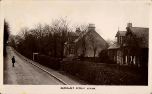 PC Lenzie Scotland, Garngaber Avenue
