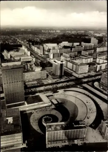 Ak Berlin Mitte, Alexanderplatz, Blick vom Fernsehturm