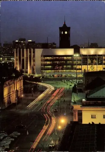 Ak Berlin Mitte, Palast der Republik, Nachtbeleuchtung, Rathaus