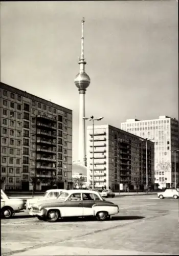 Ak Berlin Mitte, Karl-Marx-Allee, Fernsehturm, Autos