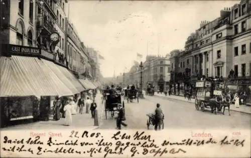 Ak London England, Regent Street, East India House, Kutschen, Menschen, London
