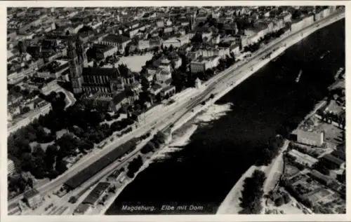 Ak Magdeburg an der Elbe, Luftaufnahme, Elbe, Dom