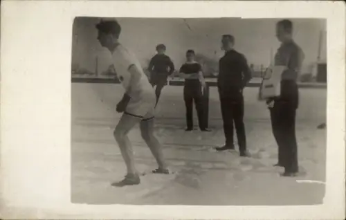 Foto Ak Start zum Waldlauf, Januar 1917, Sportplatz