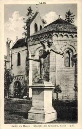 Ak Laon Aisne, Skulptur einer Tänzerin, Garten des Museums, Kapelle der Tempelritter