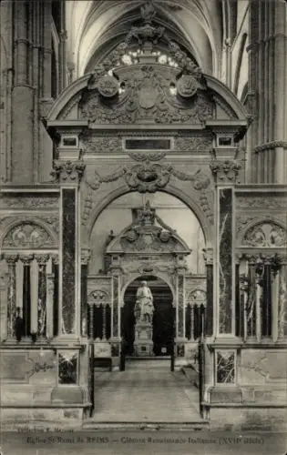 Ak Reims Marne, Eglise St Remi de  Renaissance, Statue, Innenansicht
