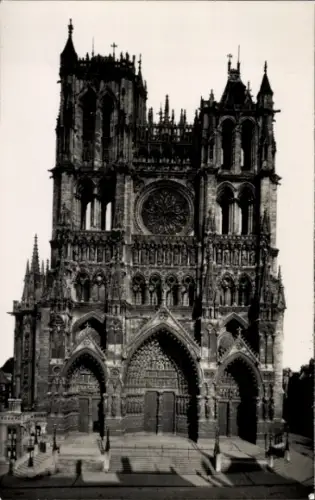Ak Amiens Somme, Kathedrale, gotische Architektur, Rosette, Eingang, Schwarz-Weiß-Foto