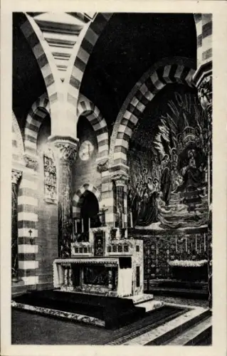 Ak Paray le Monial Saône et Loire, Der Chor von rechts gesehen, Kapelle La Colombière