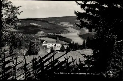 Ak Pack Steiermark,  1125m, Stausee, Landschaft, Kirche, Bäume