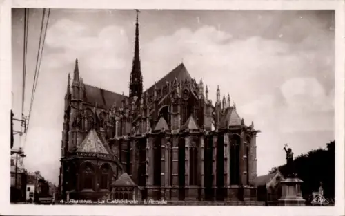 Ak Amiens Somme,  Kathedrale, L'Abside,  Architektur