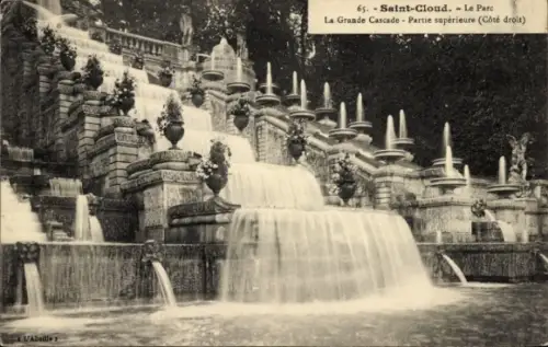 Ak Saint Cloud Hauts de Seine, Der Park, der Große Wasserfall, oberer Abschnitt
