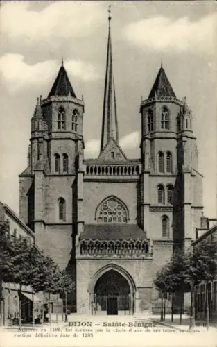 Ak Dijon Côte d'Or,  Sainte-Bénigne,  Kirche, Baujahr 1106, endgültige Fertigstellung 1289