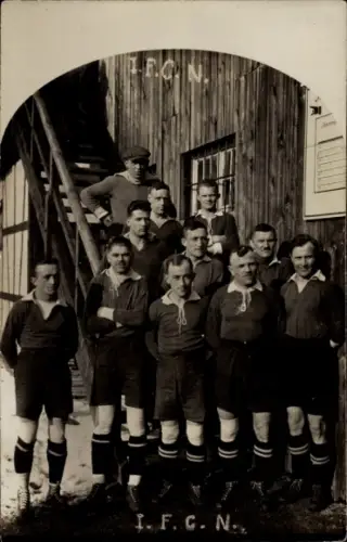 Foto Ak Fußballmannschaft 1. FC Nürnberg, Gruppenbild Spiel gegen Eintracht, 17. Juni 1923