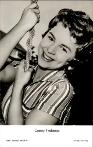 Ak Schauspielerin Conny Froboess, Portrait