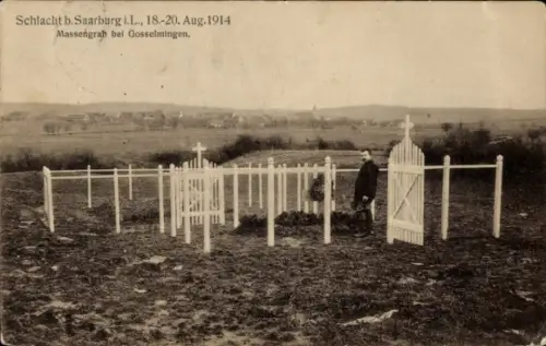 Ak Gosselming Moselle, Massengrab, Schlacht bei Saarburg 1914