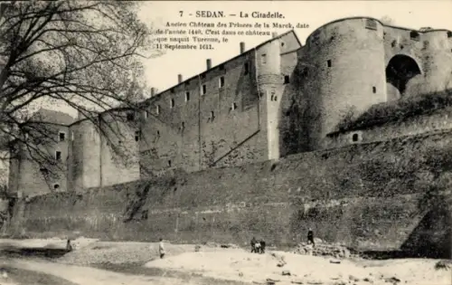Ak Sedan Ardennes, Citadelle