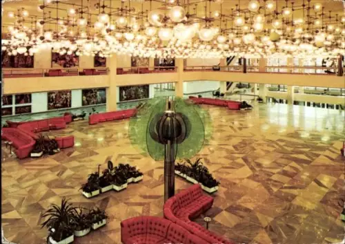 Ak Berlin Mitte, Palast der Republik, Hauptfoyer, Gläserne Blume, Galerie