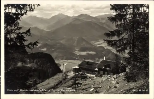 Ak Kaiserthal in Tirol, Unterkunftshütte Vorderkaiserfelden der Sektion Oberland, Berge