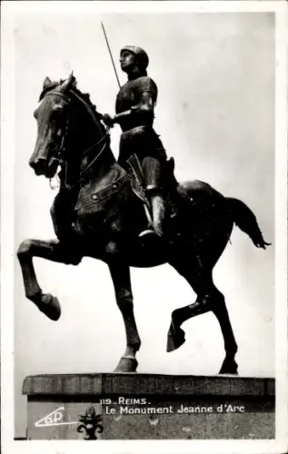Ak Reims Marne, Reiterstatue, Jeanne d'Arc, Monument, Reims