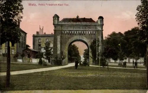 Ak Metz Moselle,  Prinz Friedrich Karl Tor,  Architektur, Parklandschaft