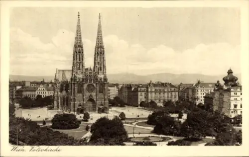 Ak Wien 1 Innere Stadt, Votivkirche, Freiheitsplatz, Wien