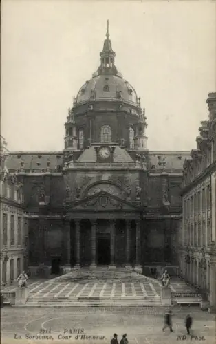 Ak Paris V, La Sorbonne Ehrenhof
