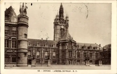 Ak Douai Nord, Stadtansicht, Hôtel de Ville,  schwarz-weiß,  