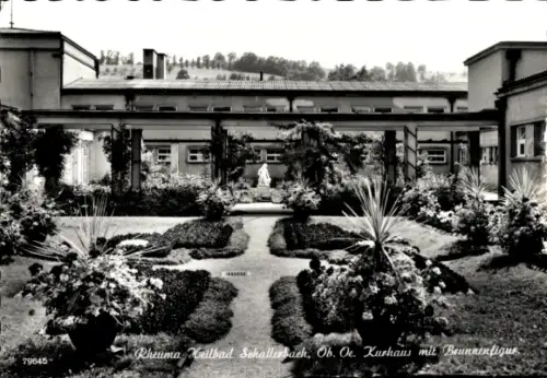 Ak Bad Schallerbach in Oberösterreich, Kurhaus mit Brunnen