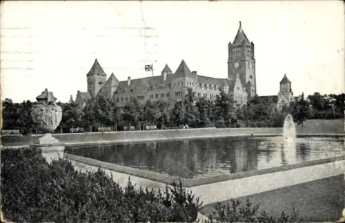 Ak Poznań Posen, Königliches Schloss,  Brunnen, Parkanlage
