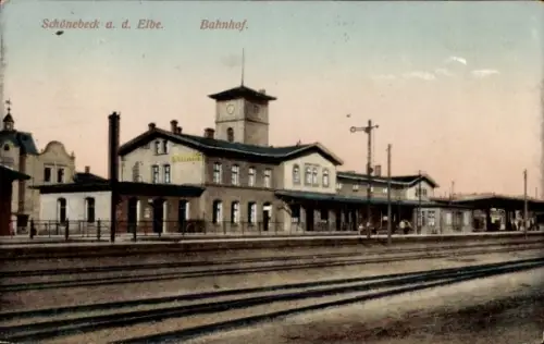 Ak Schönebeck an der Elbe, Bahnhof Gleisseite
