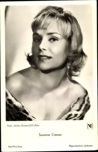 Ak Schauspielerin Susanne Cramer, Portrait