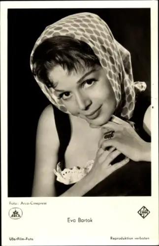 Ak Schauspielerin Eva Bartok, Portrait, Madeleine