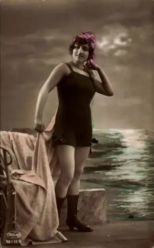 Ak Frau im Badeanzug, Bademode