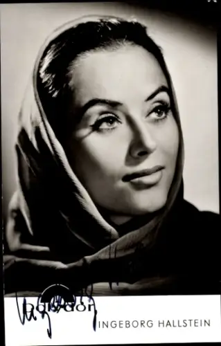 Autogrammkarte Opernsängerin Ingeborg Hallstein, Portrait, Autogramm