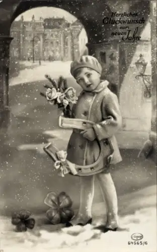 Ak Glückwunsch Neujahr, Kleeblatt, Mädchen mit Hufeisen