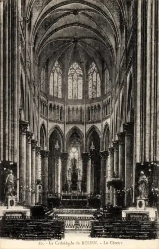 Ak Rouen Seine Maritime, Innenansicht der Kathedrale von  Chorgestühl, gotische Architektur