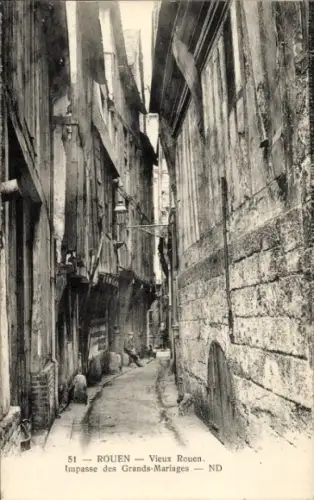 Ak Rouen Seine Maritime, Vieux  Impasse des Grands-Mariages, alte Gebäude, enge Gasse