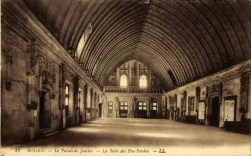 Ak Rouen Seine Maritime, Le Palais de Justice, Salle des Pas-Perdus, Rouen