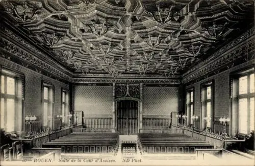 Ak Rouen Seine Maritime,  Salle de la Cour d'Assises,  Innenansicht, keine Personen