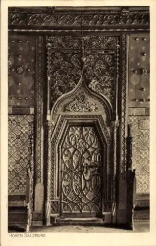 Ak Salzburg in Österreich, Festung Hohensalzburg, verzierte Eingangstür