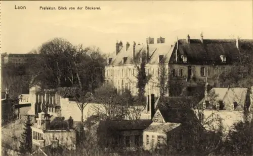 Ak Laon Aisne,  Prefektur, Blick von der Bäckerei