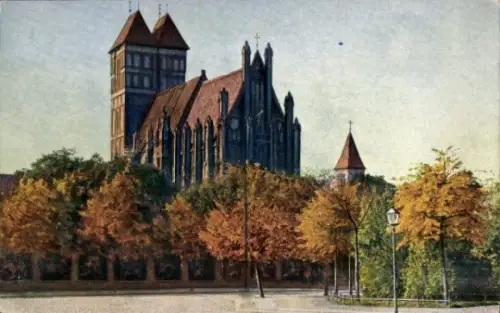 Ak Toruń Thorn Westpreußen, St. Jacob-Kirche, Bäume, Laterne, Herbstfarben