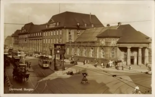 Ak Dortmund im Ruhrgebiet, Burgtor