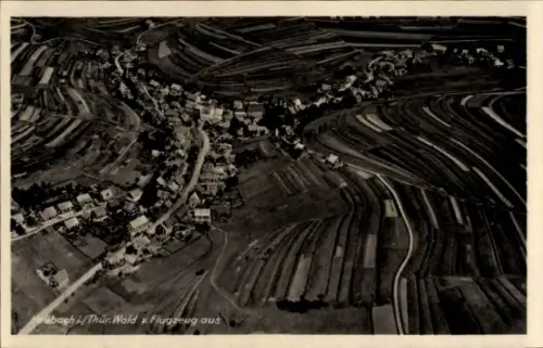 Ak Heubach Masserberg im Thüringer Wald, Luftaufnahme von  Thüringer Wald, Felder, Häuser