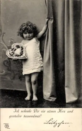 Ak Ich schenke Dir ein süßes Herz und gratuliere tausendmal, Kind