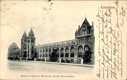 Ak South Kensington London England, Natural History Museum, South Kensington,  schwarz-weiß, 